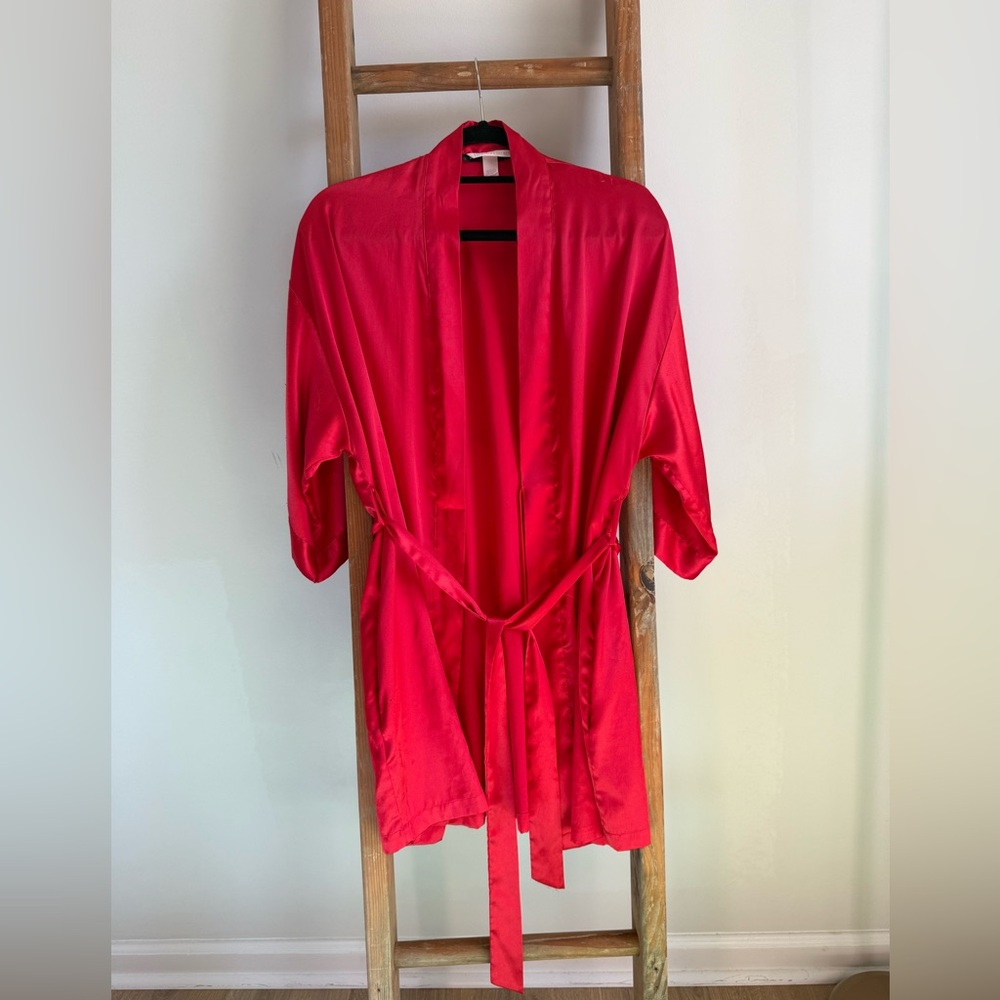 Victoria’s Secret Red Satin Robe – Size S/M